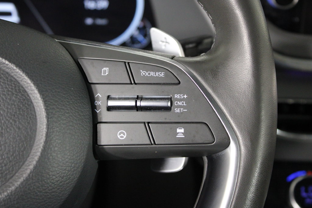Certified 2023 Hyundai Sonata Limited FWD image 29