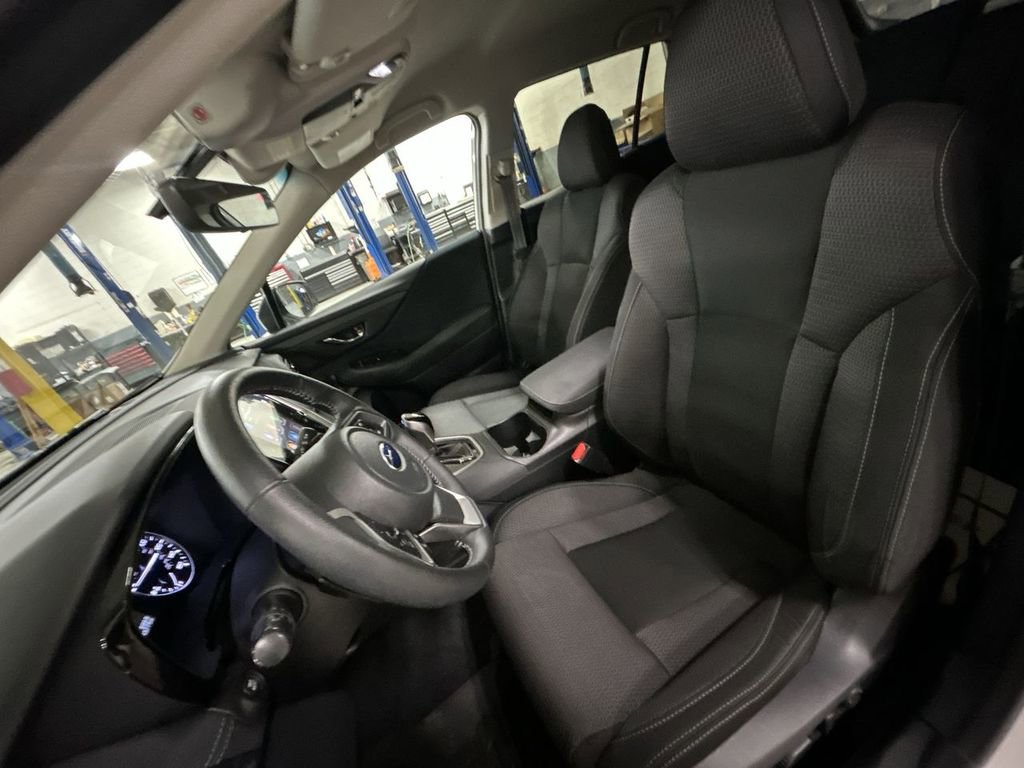 Used 2020 Subaru Outback Premium image 15