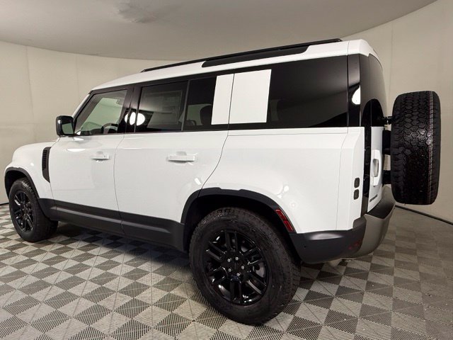 New 2026 Land Rover Defender 110 S AWD/4WD image 4