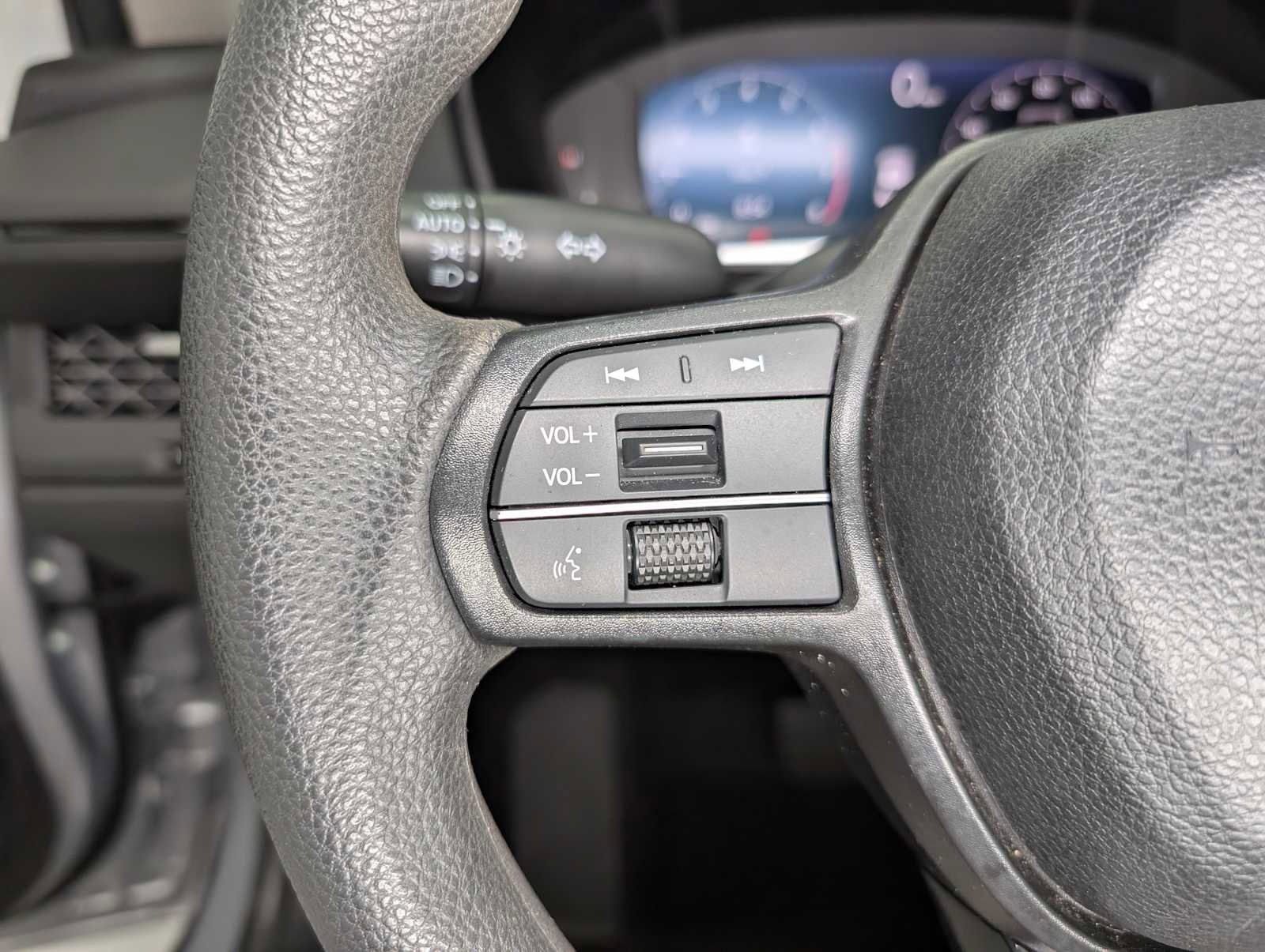 Used 2023 Honda Accord EX image 34