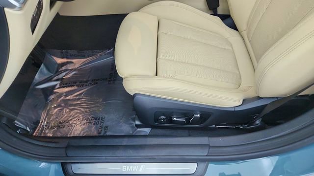 Used 2025 BMW i4 eDrive40 w/ Premium Package image 33