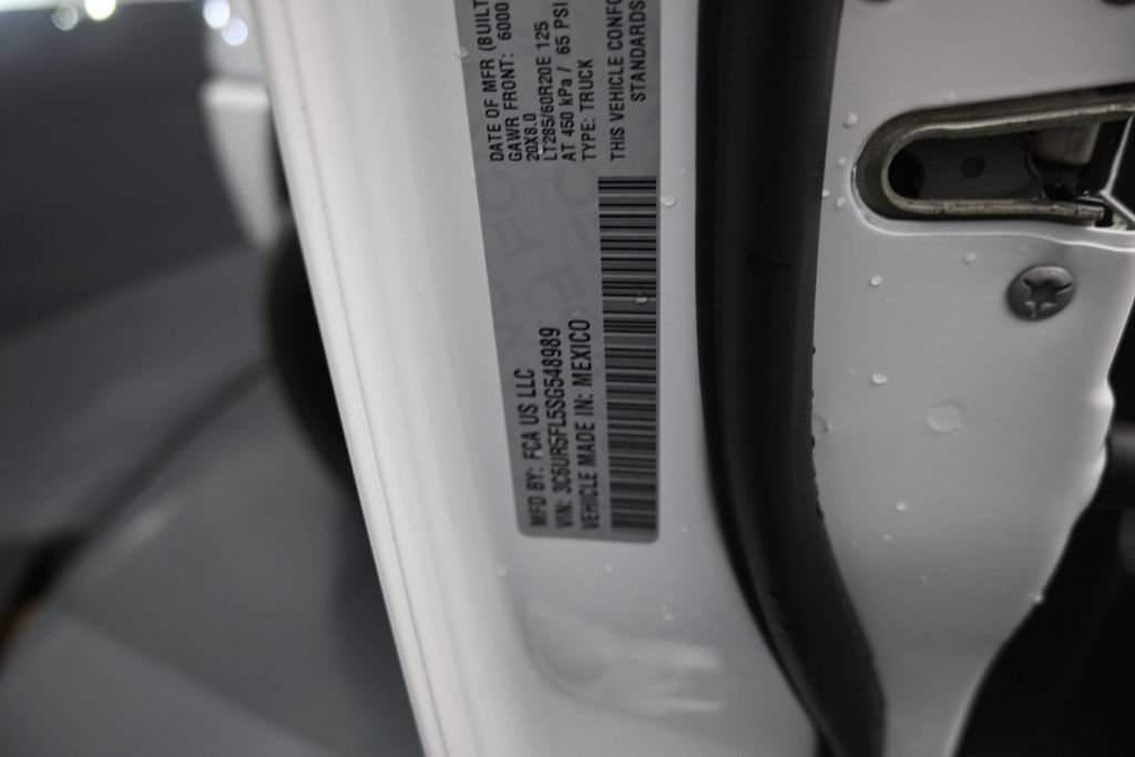Used 2025 RAM 2500 Laramie AWD/4WD image 20