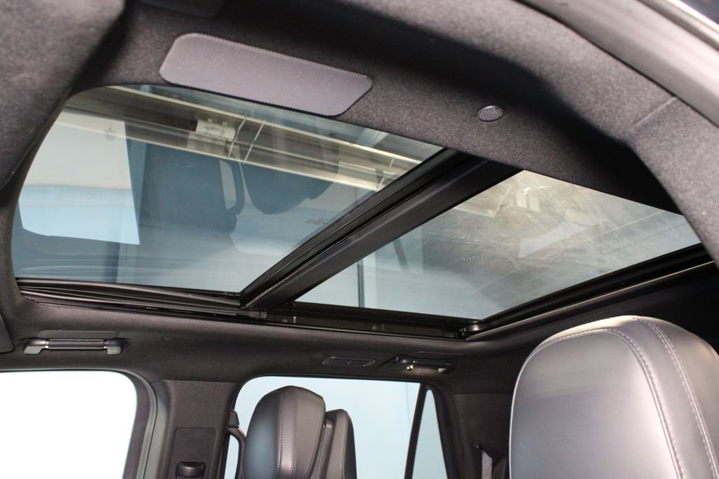 Used 2024 Lincoln Navigator L Reserve image 21