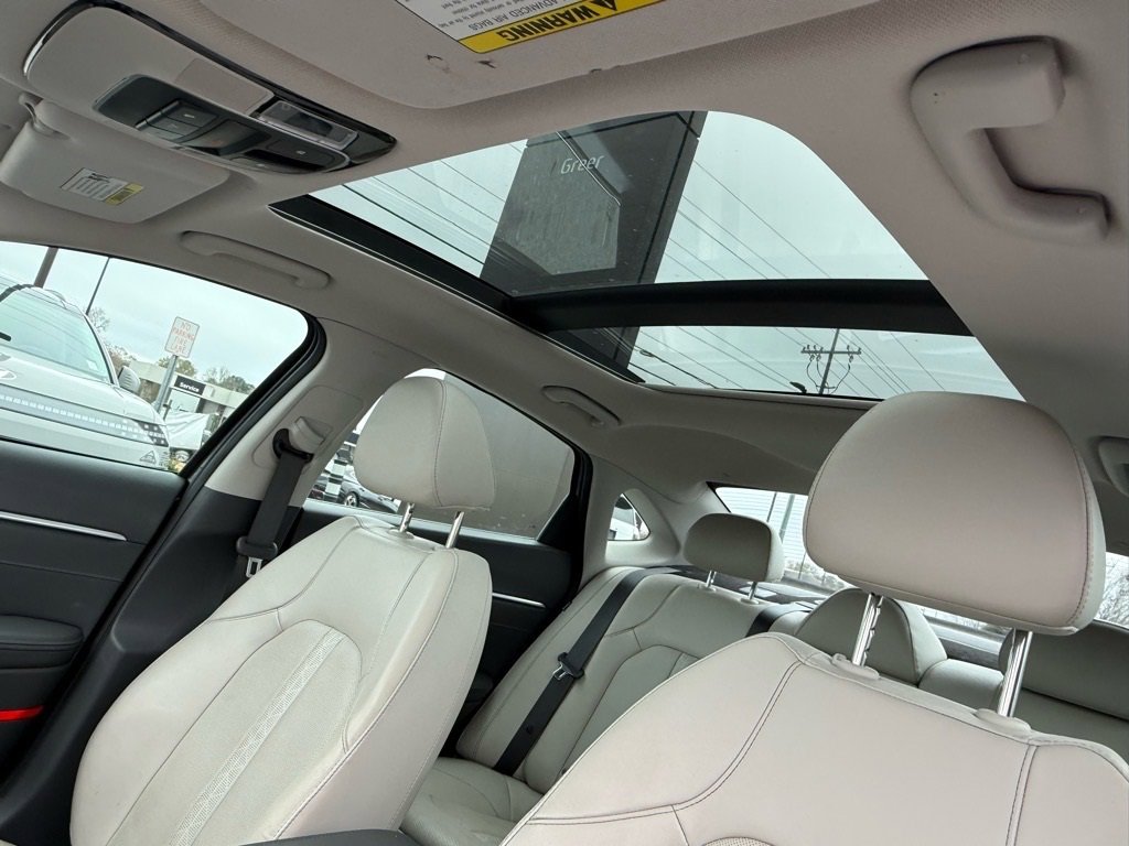 Used 2021 Hyundai Sonata Limited image 16