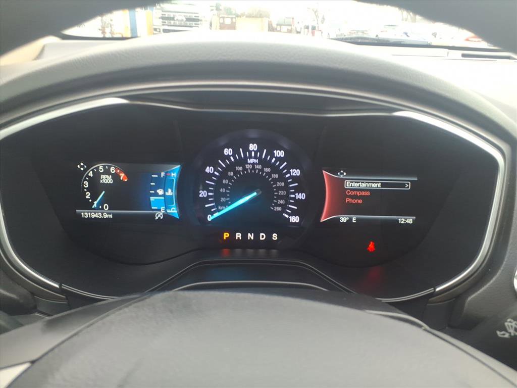 Used 2019 Ford Fusion SE image 15