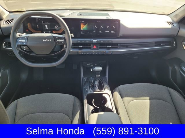 Used 2025 Kia K4 LXS image 9