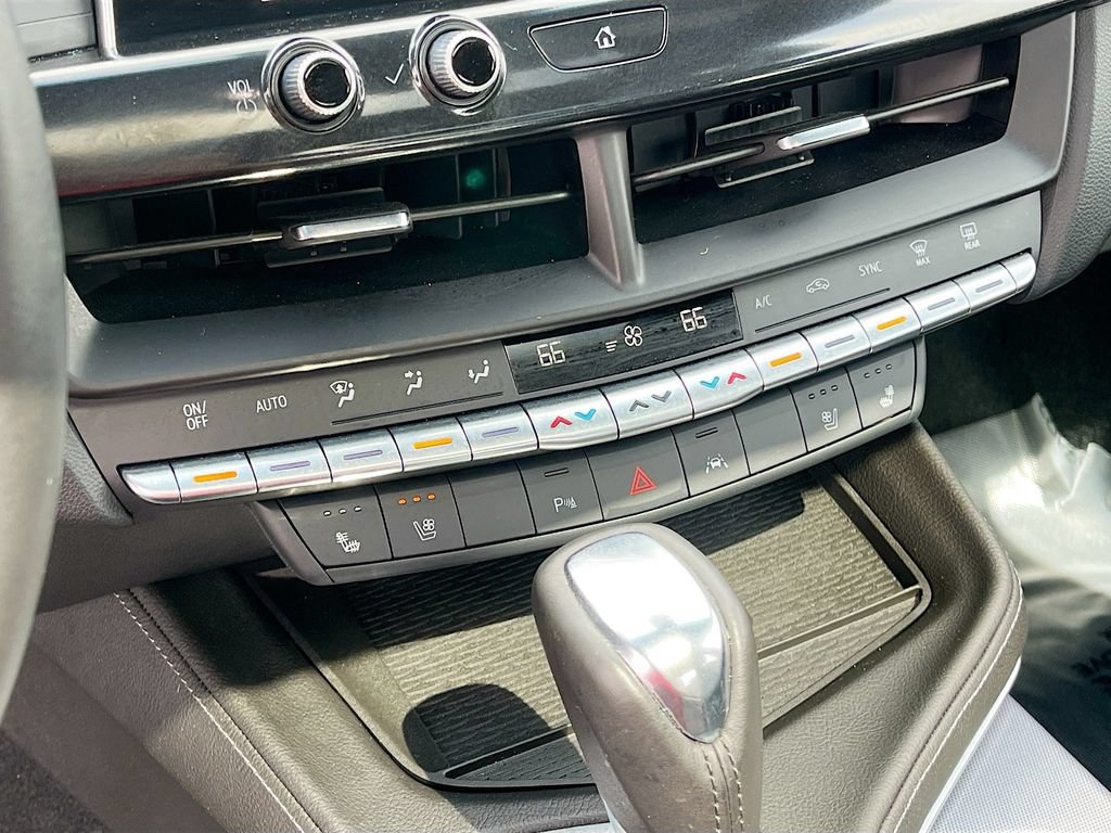 Used 2025 Cadillac CT4 Premium Luxury w/ Climate Package AWD/4WD image 15