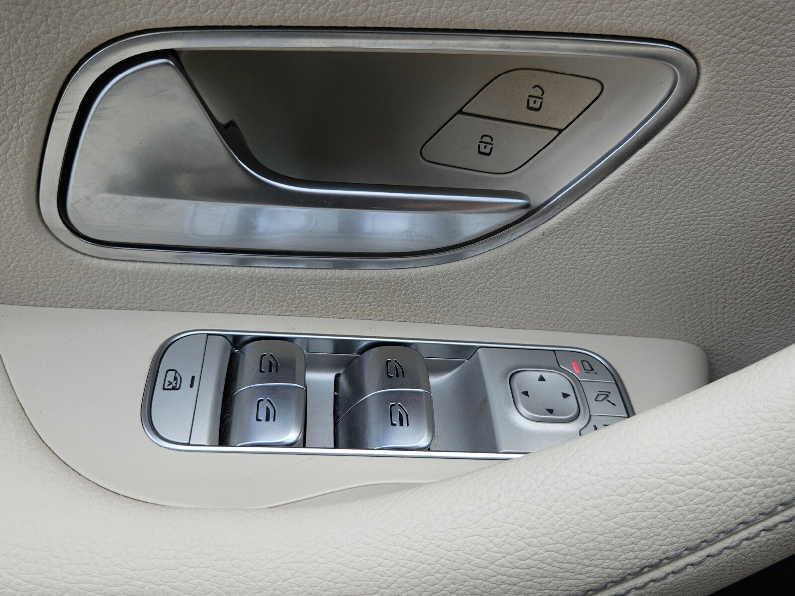 Certified 2023 Mercedes-Benz GLE 450 4MATIC image 36