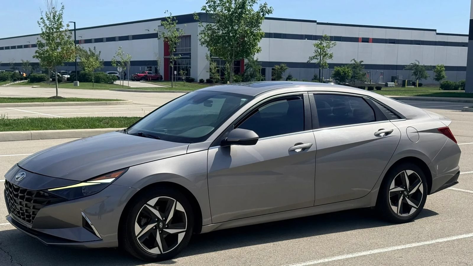 Used 2022 Hyundai Elantra SEL w/ Convenience + Premium Package