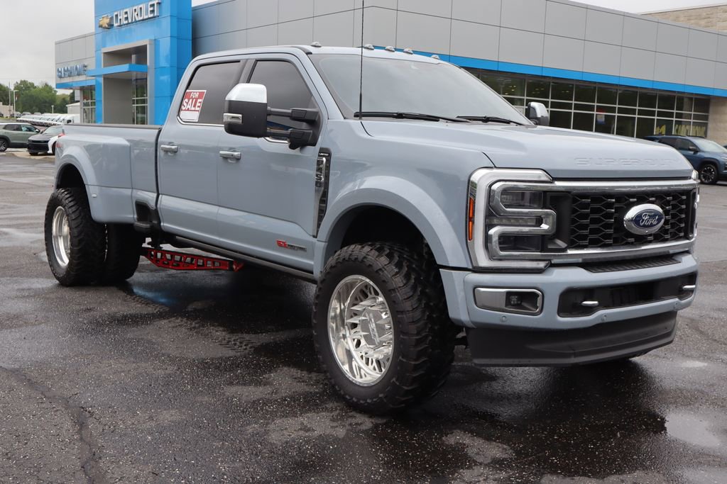 Used 2024 Ford F450 Limited w/ FX4 Off-Road Package AWD/4WD image 2