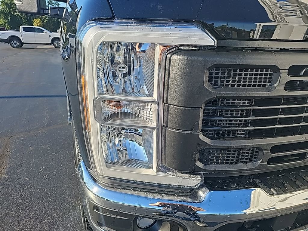 New 2026 Ford F250 XL image 7