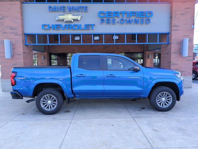 Used 2023 Chevrolet Colorado LT w/ LT Convenience Package II AWD/4WD image 9