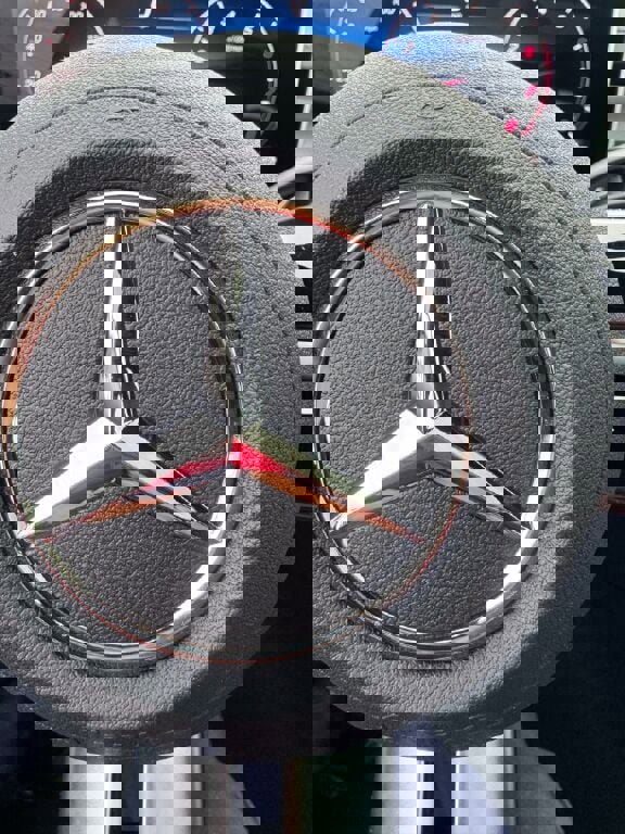 New 2026 Mercedes-Benz C 300 4MATIC Sedan image 25