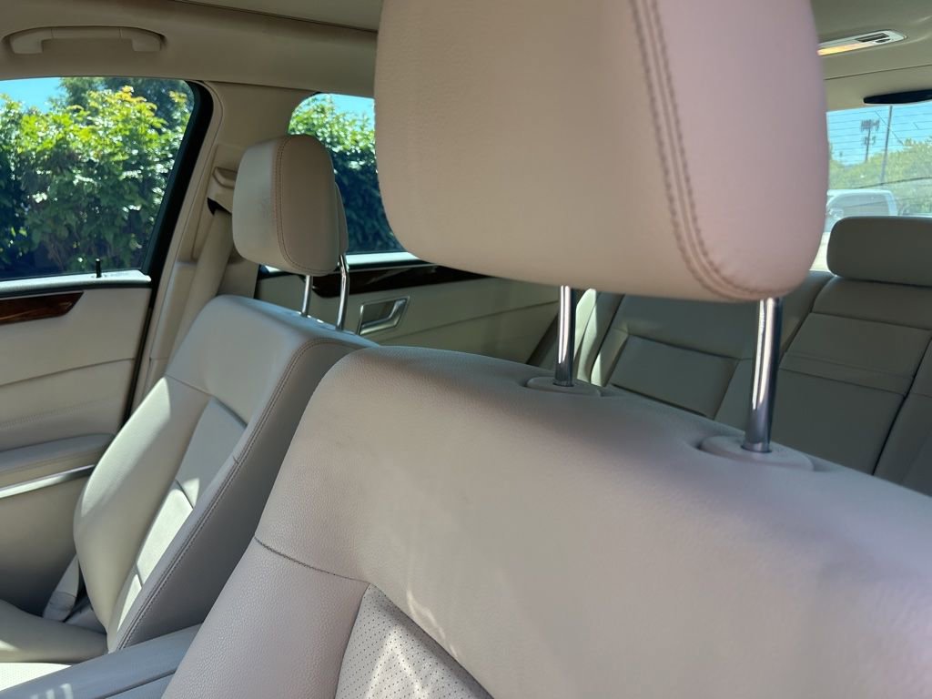 Used 2014 Mercedes-Benz E 350 4MATIC Sedan image 19