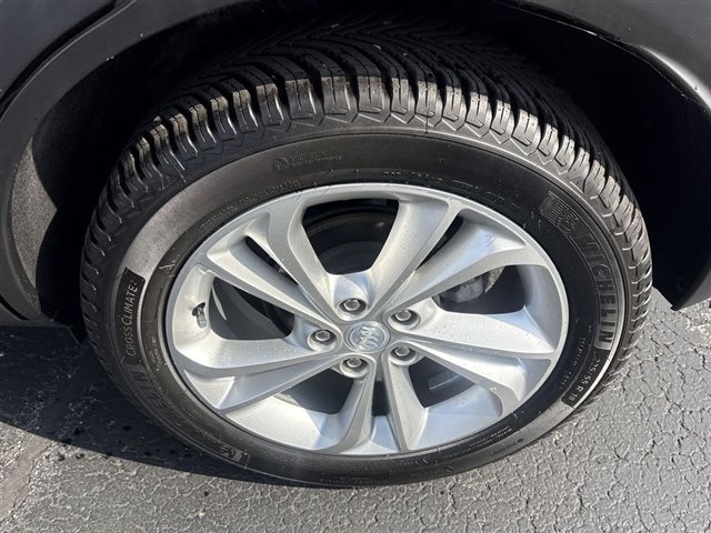 Certified 2023 Buick Encore GX Preferred FWD image 31