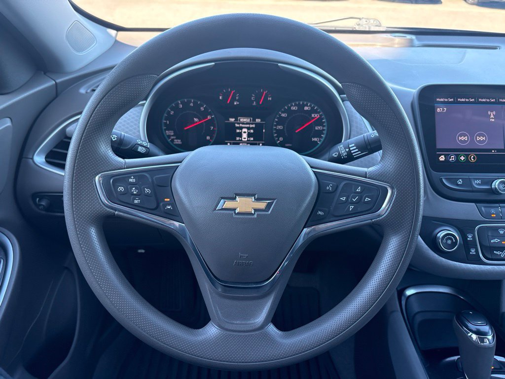 Used 2020 Chevrolet Malibu LS w/ Driver Confidence Package II FWD image 18