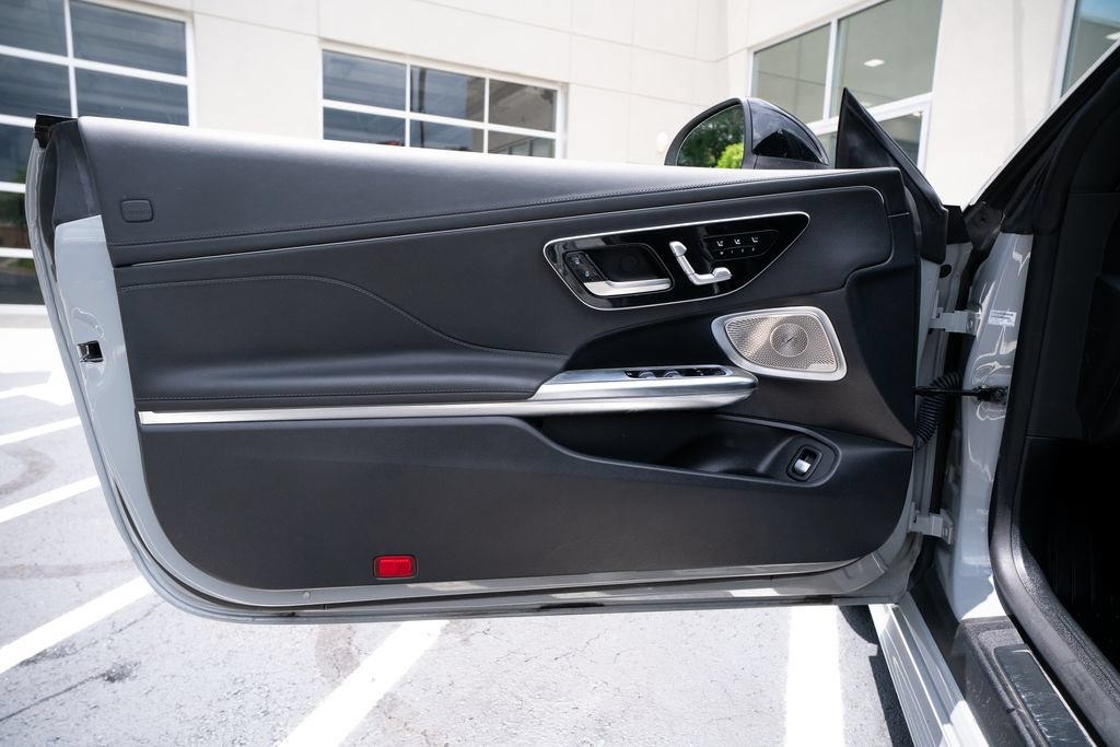 Used 2024 Mercedes-Benz CLE 450 4MATIC Cabriolet w/ Driver Assistance Package image 25