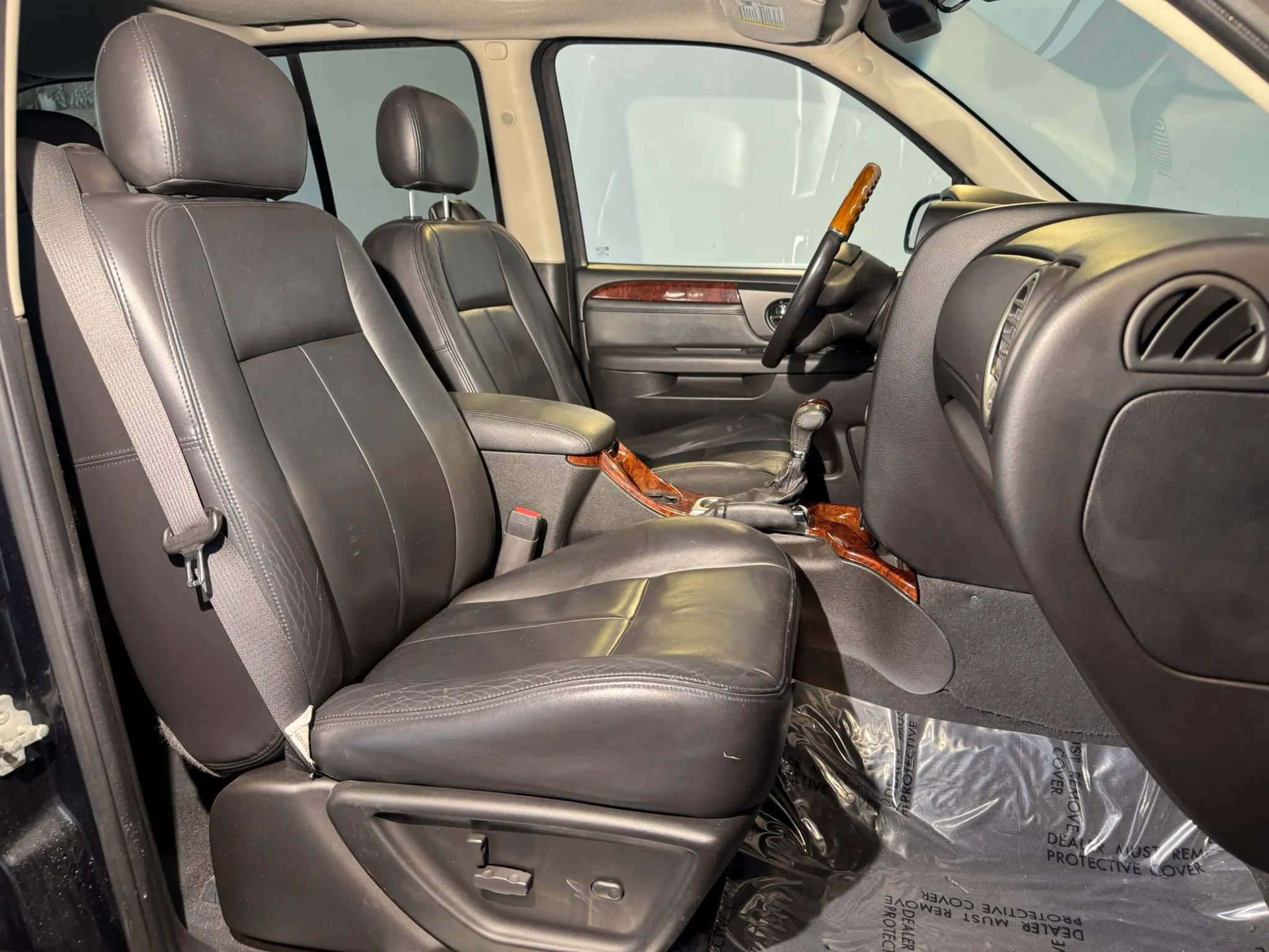 Used 2007 GMC Envoy Denali AWD/4WD image 23