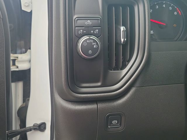 Used 2022 Chevrolet Silverado 1500 Custom image 20