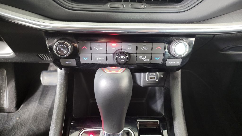 Used 2023 Jeep Compass High Altitude image 24