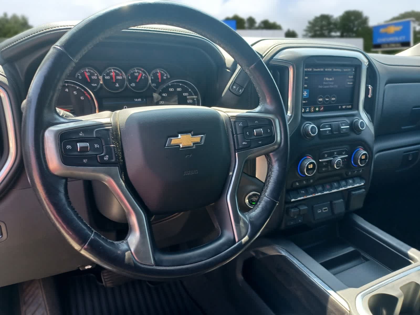 Certified 2019 Chevrolet Silverado 1500 LTZ w/ LTZ Plus Package AWD/4WD image 9