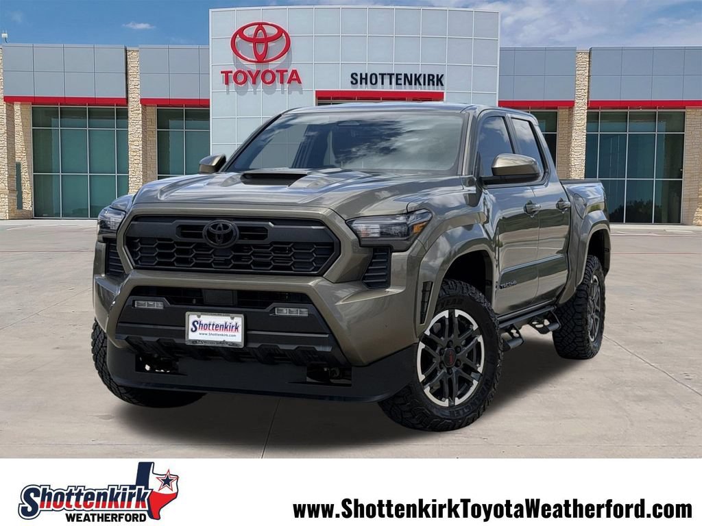 Used 2025 Toyota Tacoma TRD Sport AWD/4WD image 1