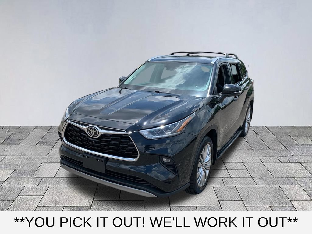 Used 2022 Toyota Highlander Platinum AWD/4WD image 3