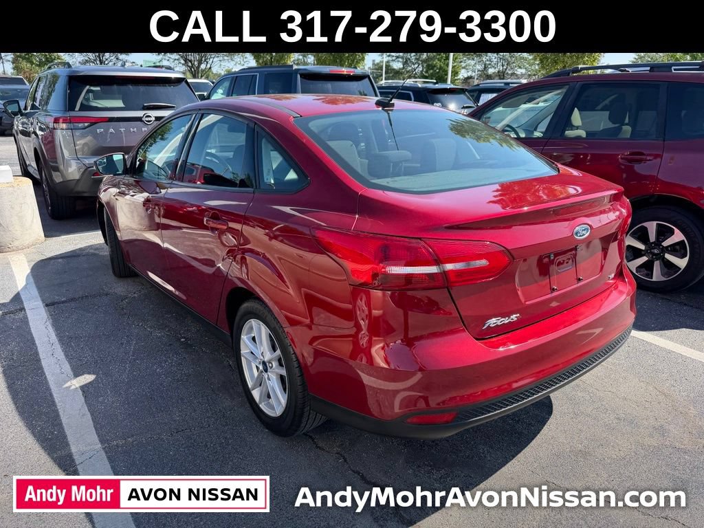 Used 2017 Ford Focus SE FWD image 3