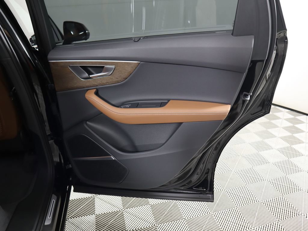 Used 2026 Audi Q7 3.0T Premium Plus w/ Premium Plus Package image 30