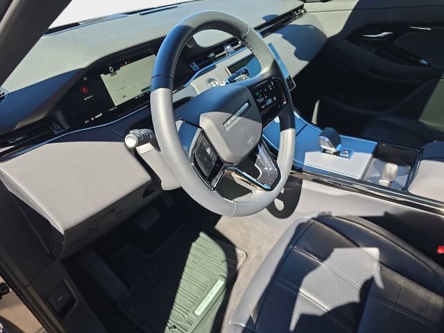 Certified 2025 Land Rover Range Rover Evoque S image 19