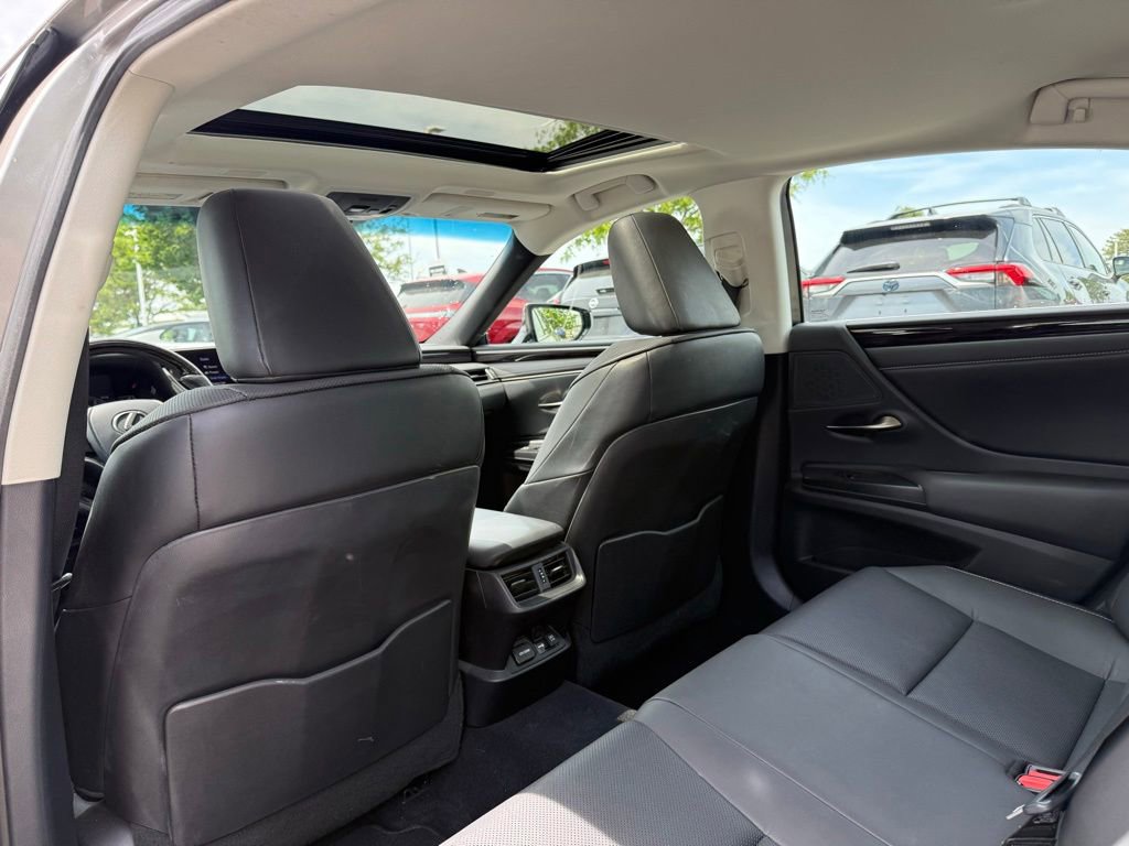 Used 2021 Lexus ES 250 w/ Premium Package AWD/4WD image 16