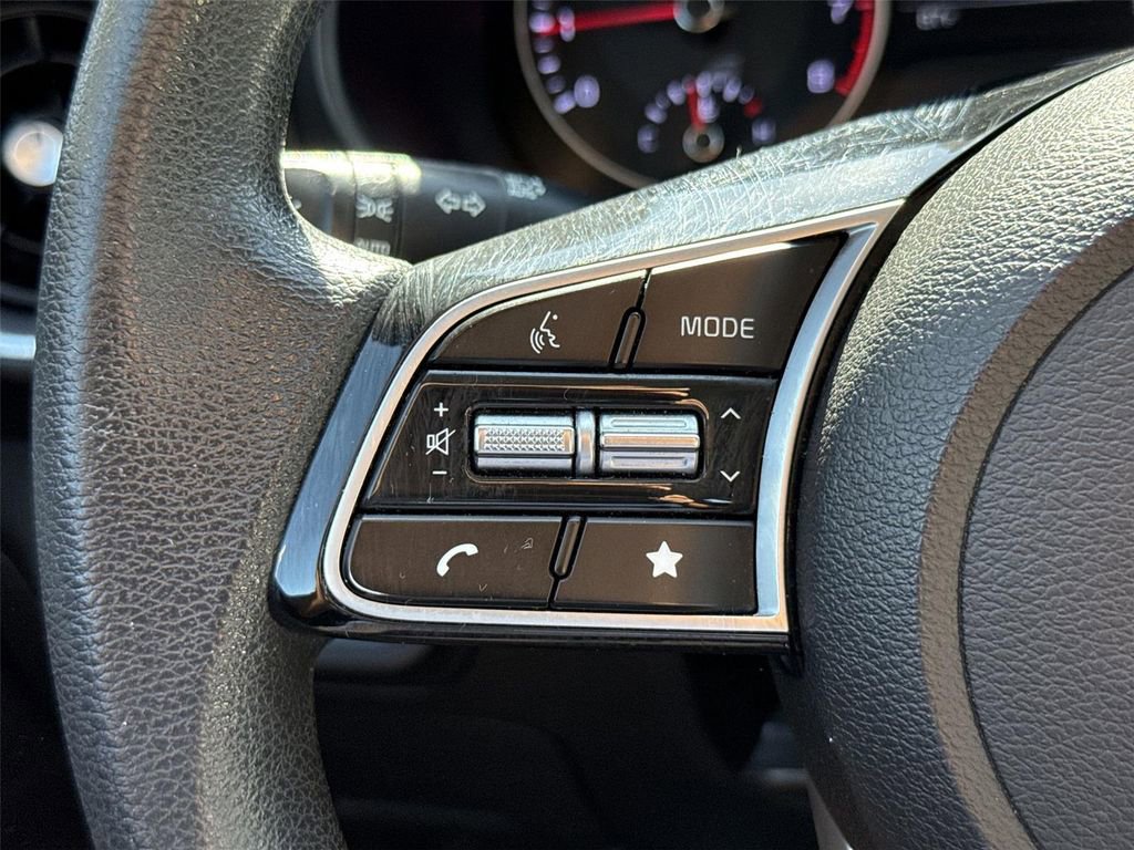 Used 2023 Kia Forte LXS w/ LXS Technology Package image 29