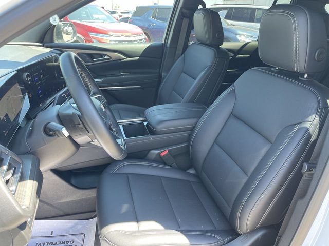 New 2026 Chevrolet Traverse LT w/ Driver Confidence Package AWD/4WD image 11