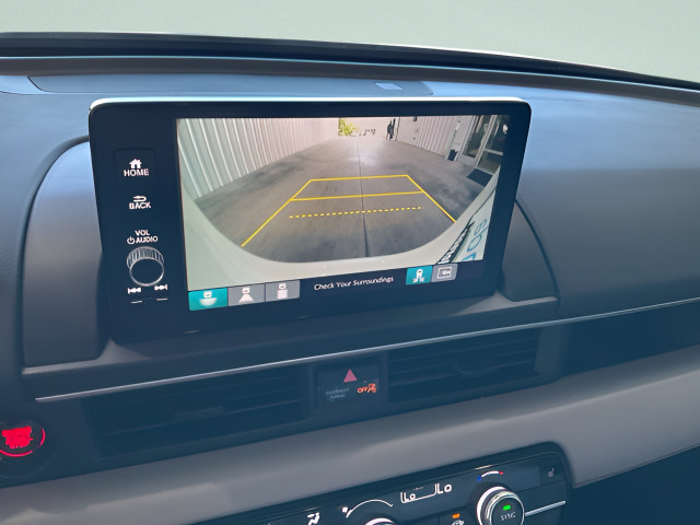 Certified 2025 Honda Pilot Touring image 21