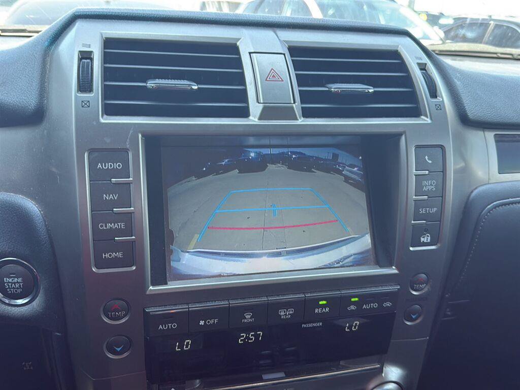 Used 2017 Lexus GX 460 Premium AWD/4WD image 6