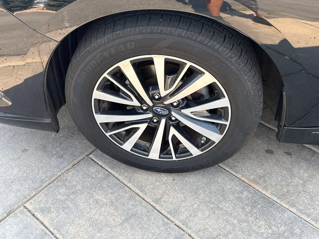 Used 2018 Subaru Legacy 2.5i Premium w/ Eyesight & BSD & Rcta & HBA AWD/4WD image 11