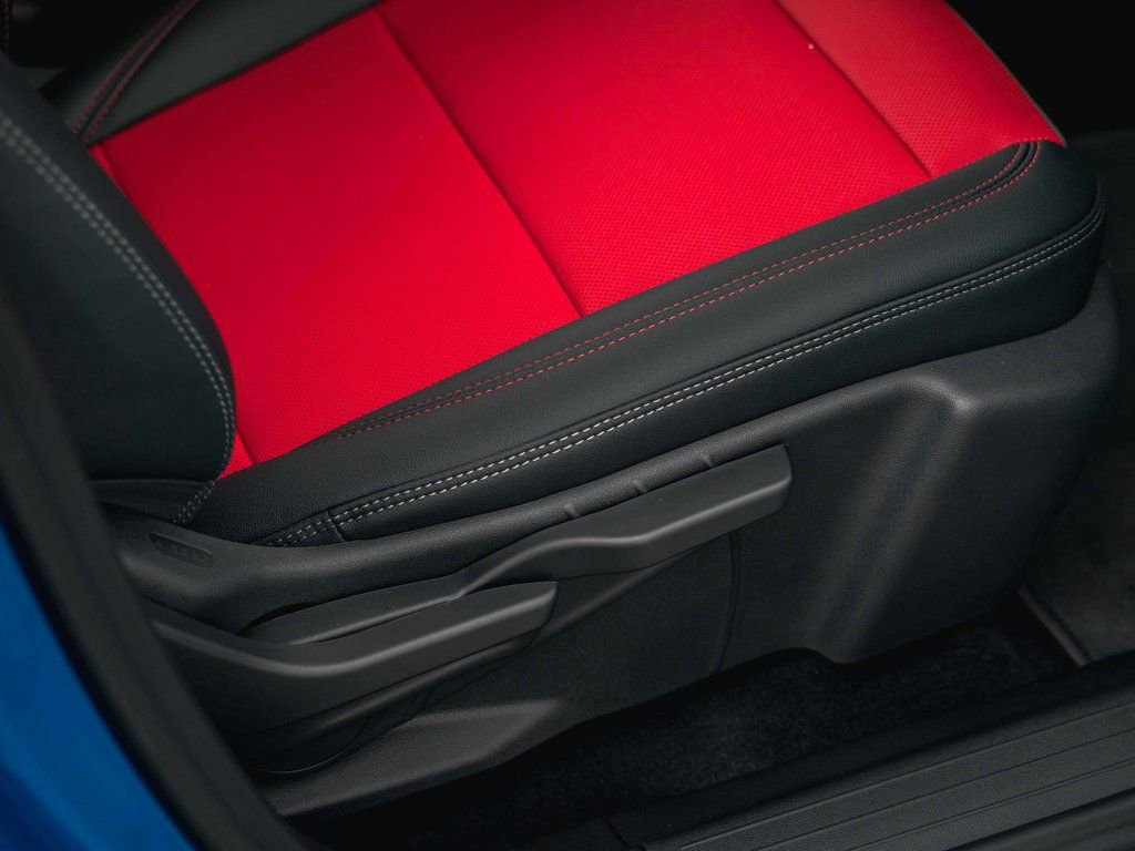 New 2025 Chevrolet Equinox EV RS image 23