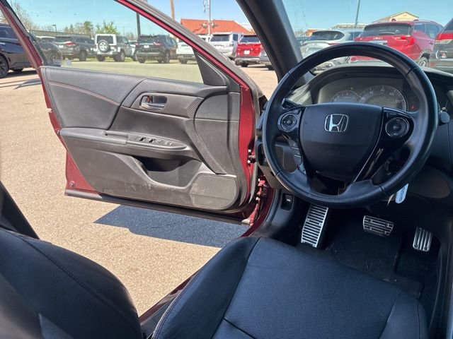 Used 2017 Honda Accord Sport Special Edition image 15
