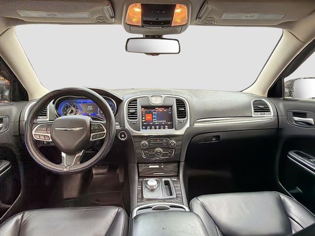 Used 2021 Chrysler 300 Touring RWD image 15