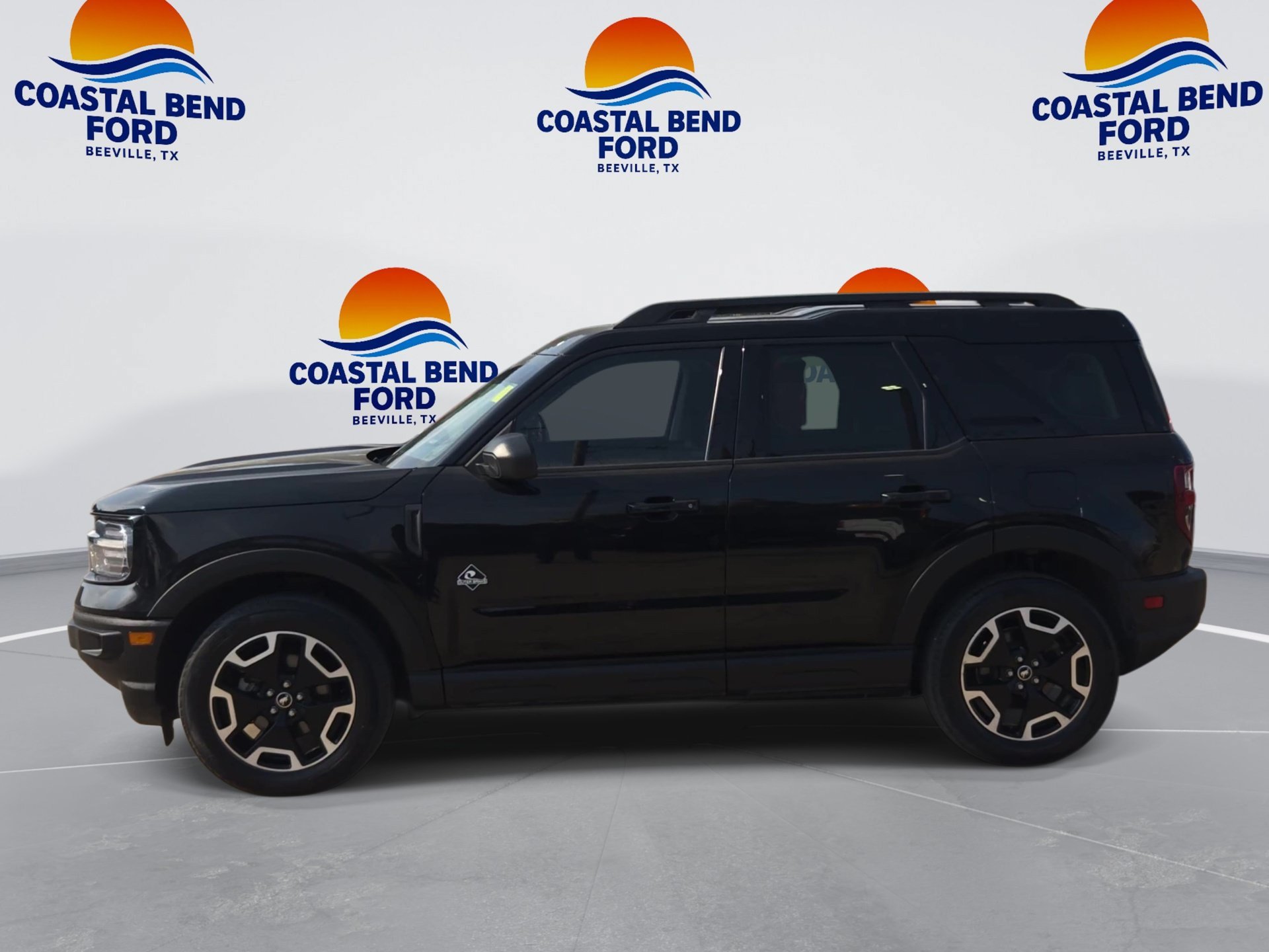 Used 2023 Ford Bronco Sport Outer Banks AWD/4WD image 5