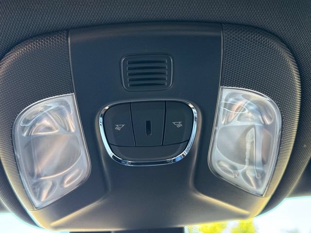 Used 2023 Jeep Compass Limited AWD/4WD image 19