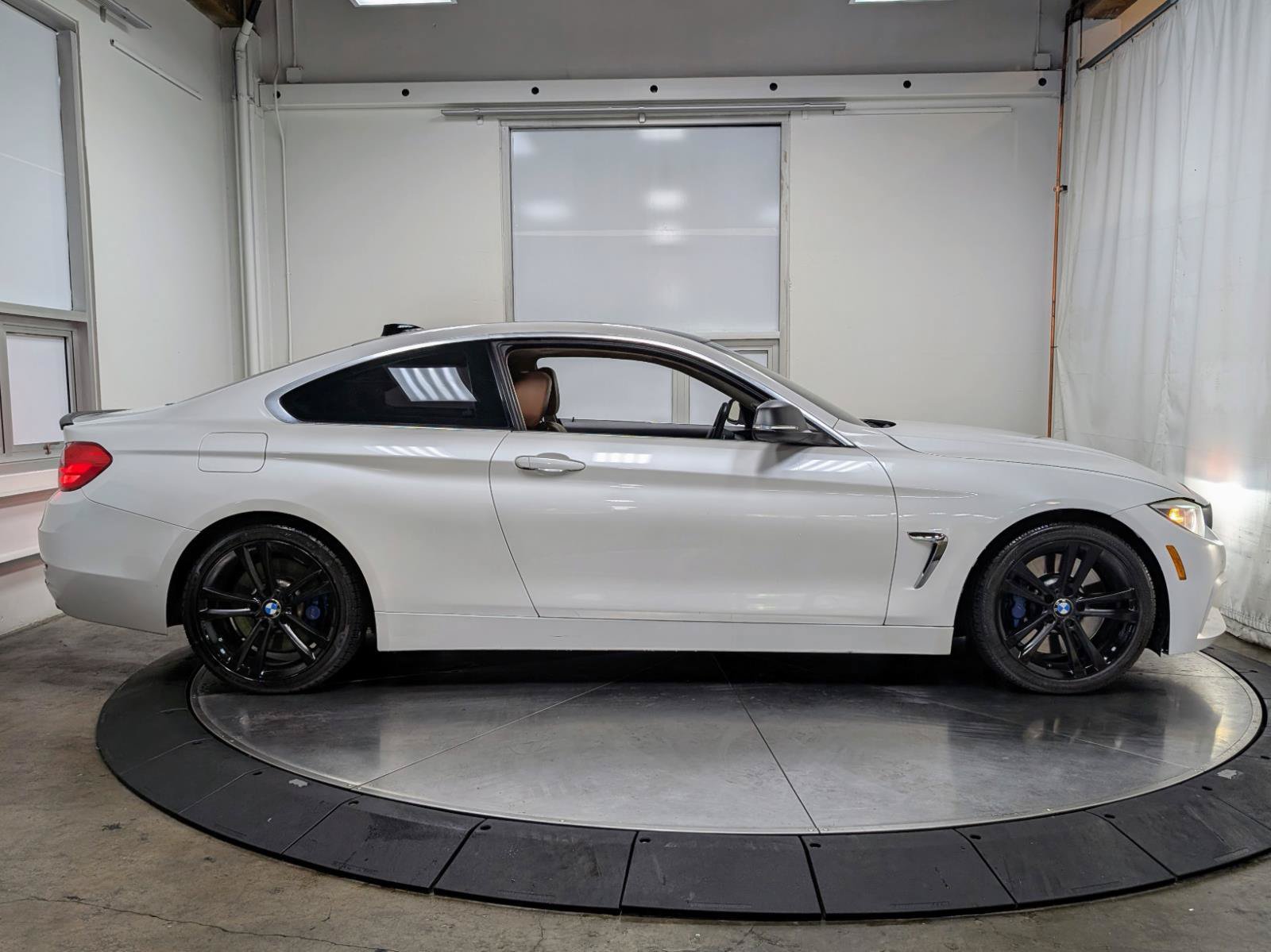 Used 2015 BMW 435i Coupe w/ Premium Package RWD image 10
