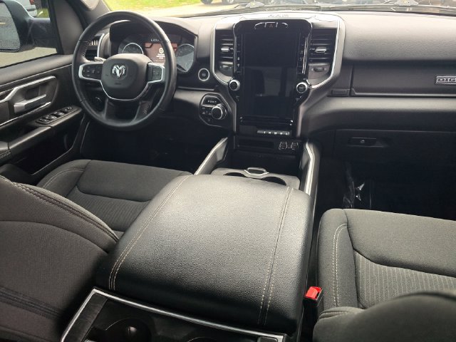 Used 2023 RAM 1500 Big Horn AWD/4WD image 40