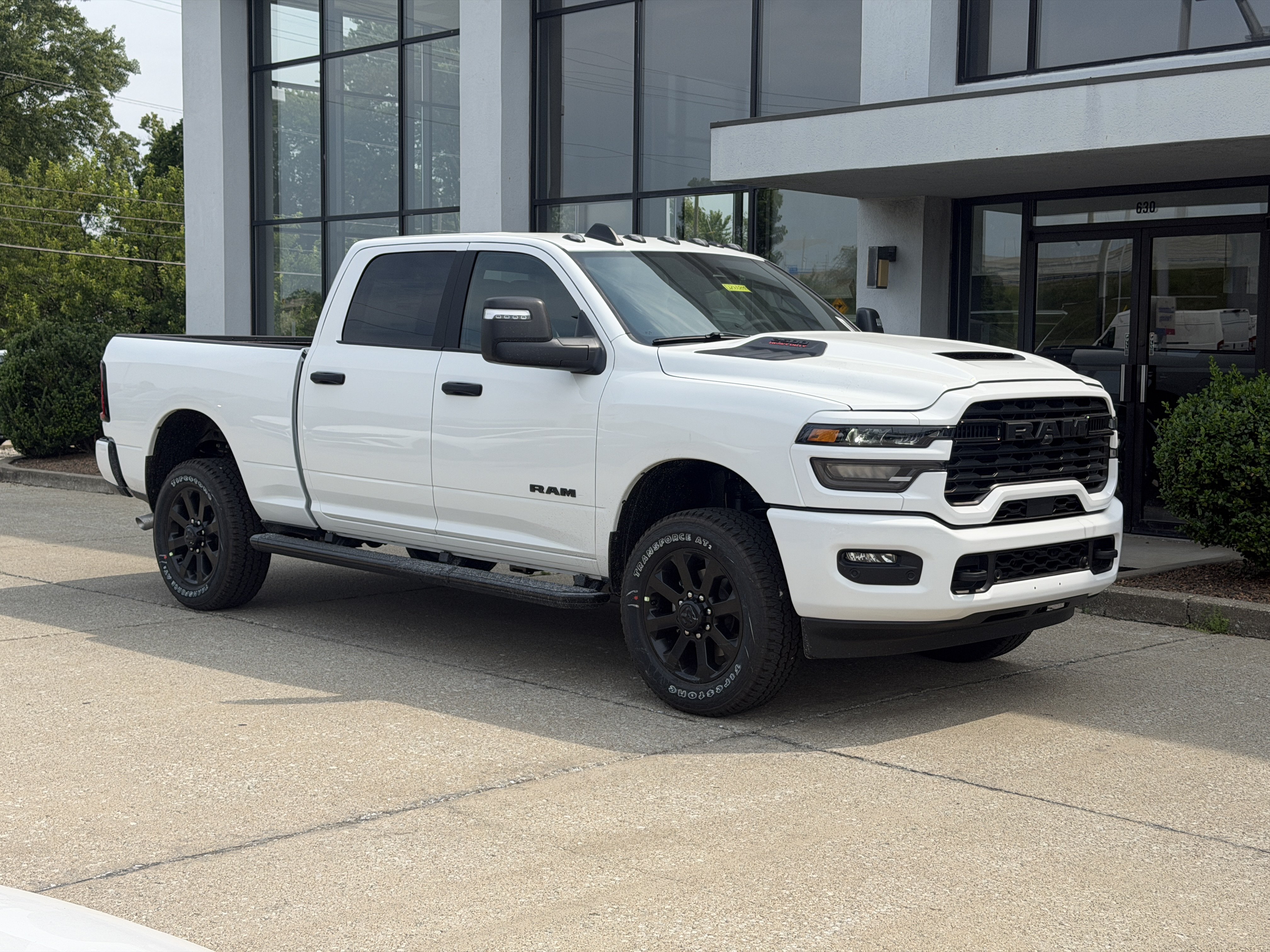 New 2026 RAM 2500 Big Horn AWD/4WD image 2