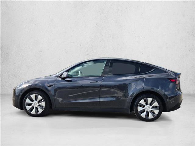Used 2024 Tesla Model Y Long Range image 9
