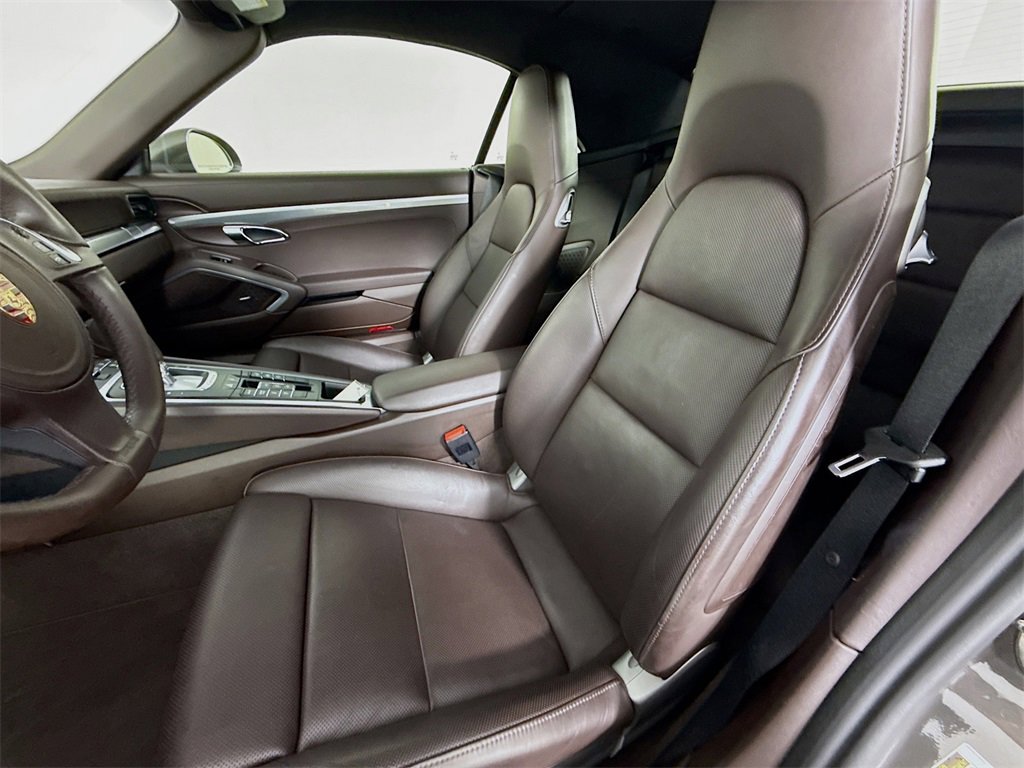 Used 2014 Porsche 911 Carrera 4S image 5