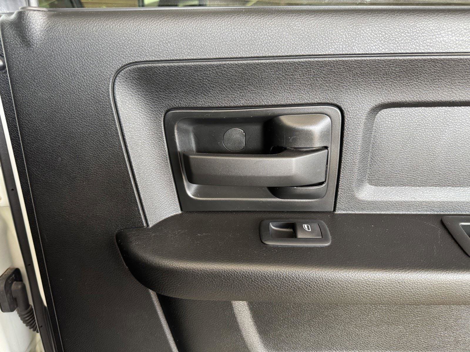 Used 2024 RAM 3500 Tradesman image 33