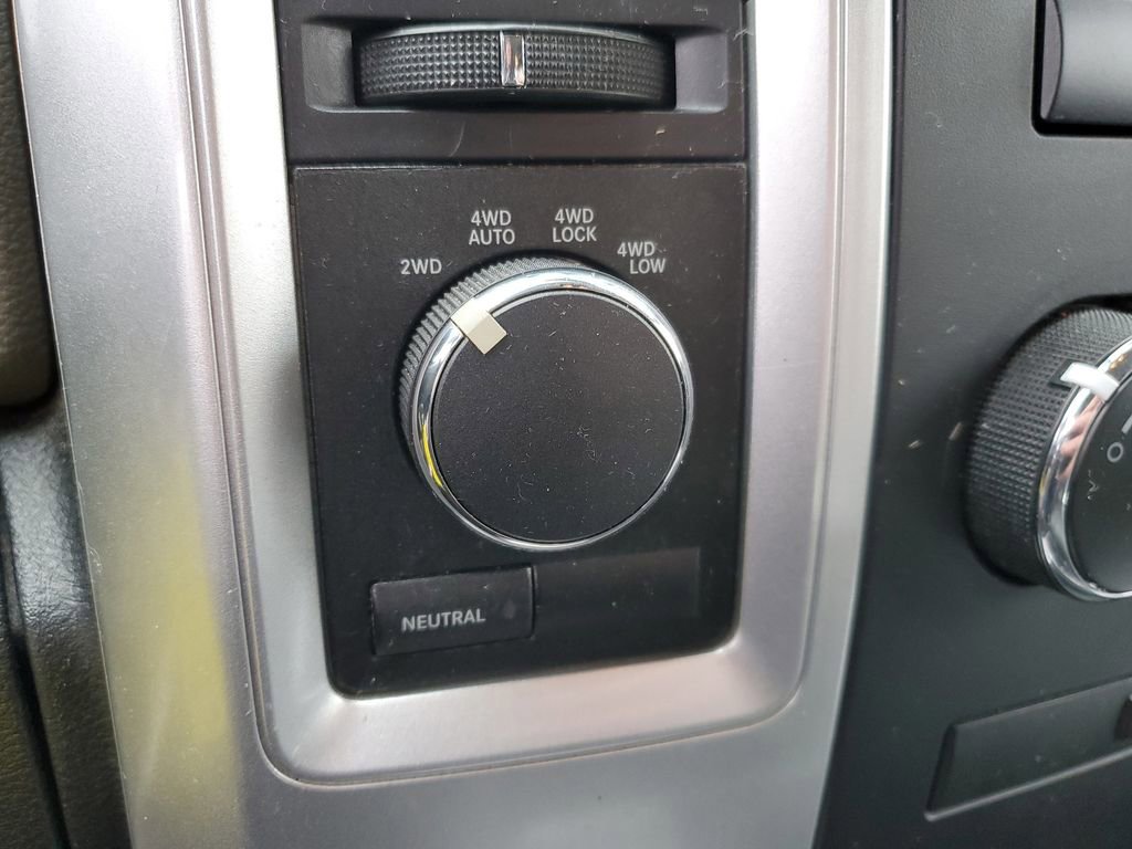 Used 2012 RAM 1500 Big Horn image 31