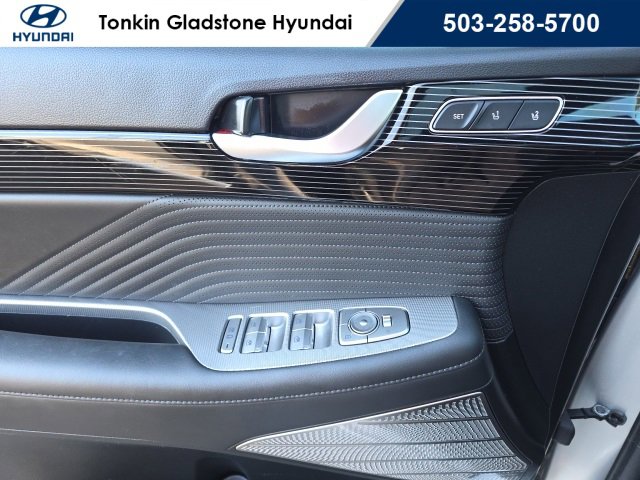 Used 2024 Hyundai Palisade Calligraphy image 10