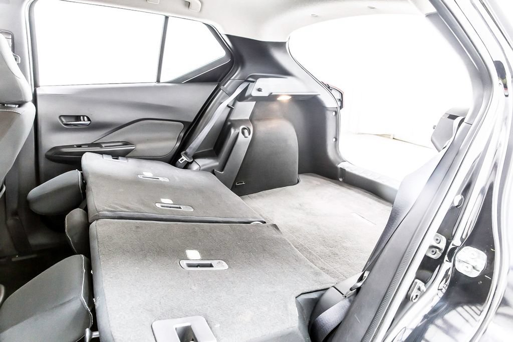Used 2019 Nissan Kicks SV FWD image 37